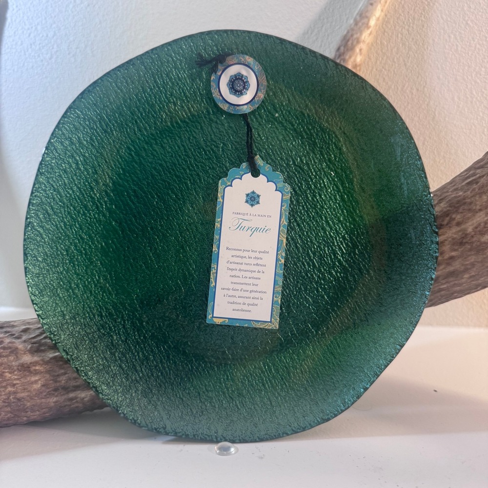 Handcrafted in Turkey Green Textured Glass Plate 8.5" Round Decorative Tray NWT